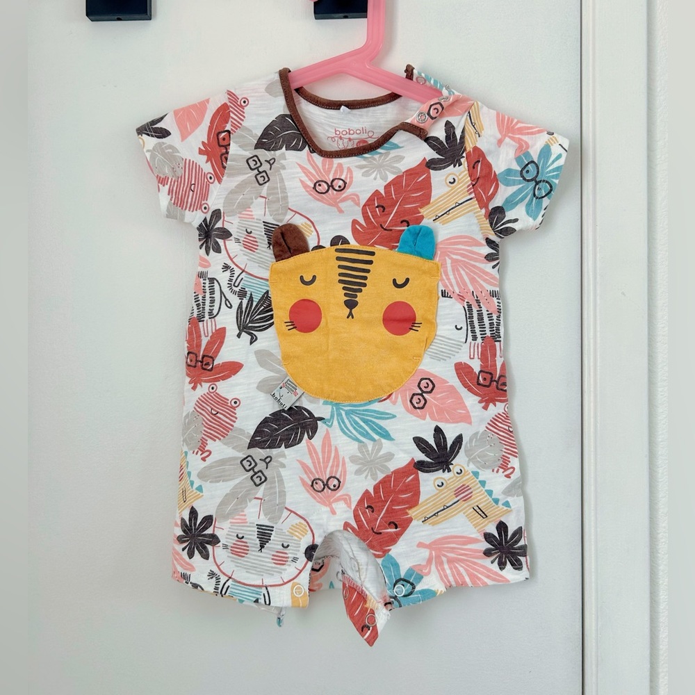 Baby bodysuits 12-18 months
